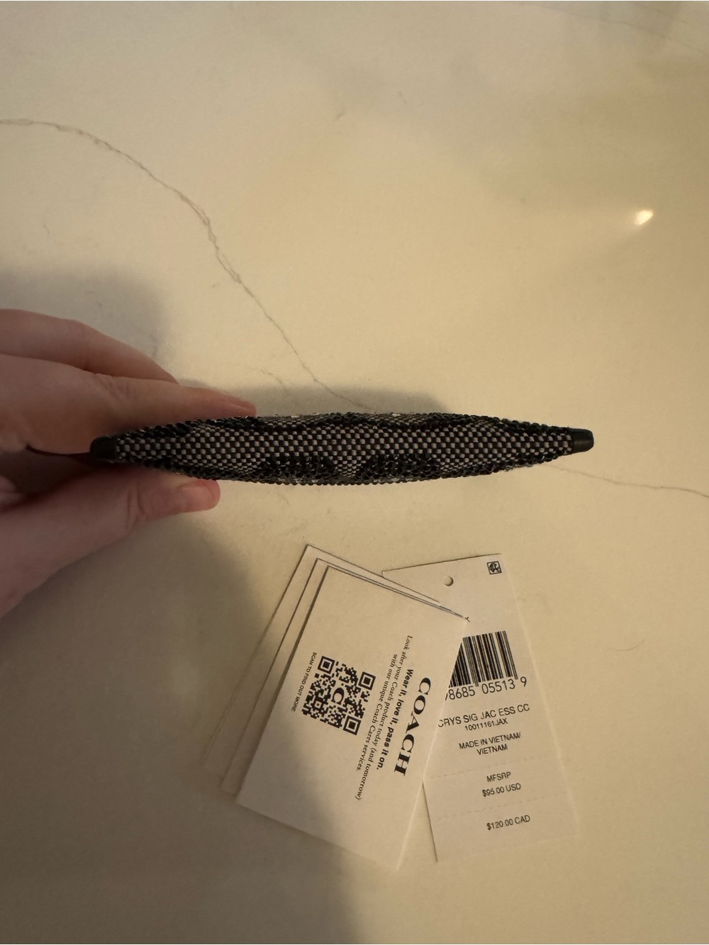 Coach Essential Card Case
In Black Crystal Signature Jacquard - Picture 5 of 7